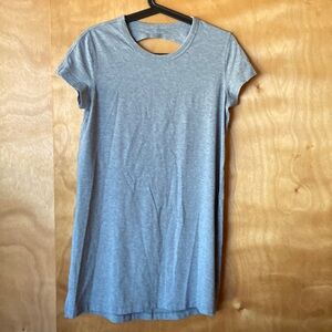 Lululemon T Shirt Size 6